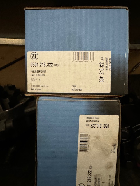ZF 81326906058 NEW ECOSPLIT PSE-Zylinder - Gearbox and parts for Truck: picture 1 ZF 81326906058 NEW ECOSPLIT PSE-Zylinder - Gearbox and parts for Truck: picture 1
