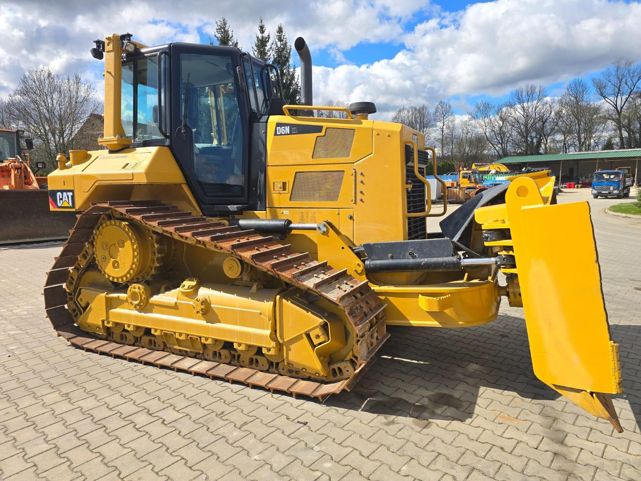 CATERPILLAR D 6 N XL - Bulldozer: picture 5 CATERPILLAR D 6 N XL - Bulldozer: picture 5