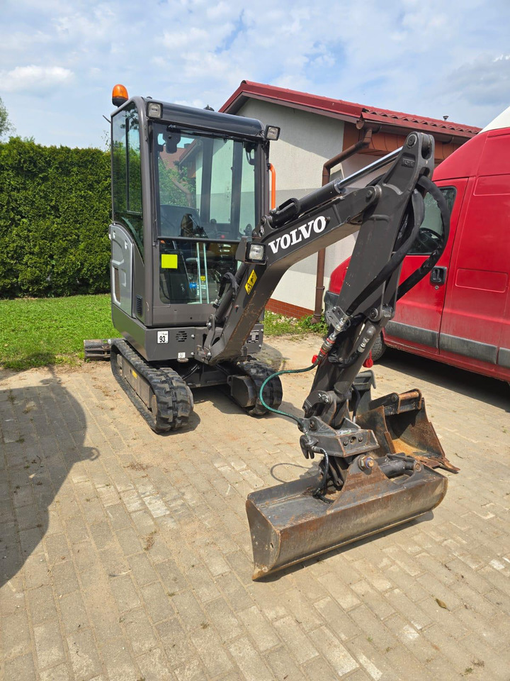 VOLVO EC 18 E - Mini excavator: picture 2 VOLVO EC 18 E - Mini excavator: picture 2