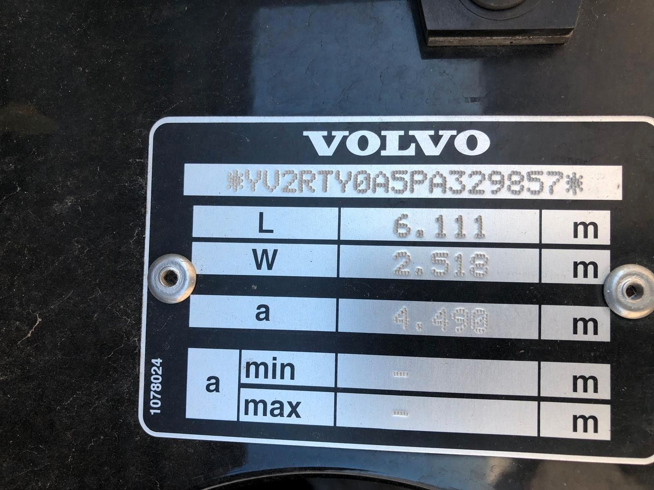 Volvo FH460 XL*A.Miete*TurboComp*2Tanks*Standklima on lease Volvo FH460 XL*A.Miete*TurboComp*2Tanks*Standklima: picture 15