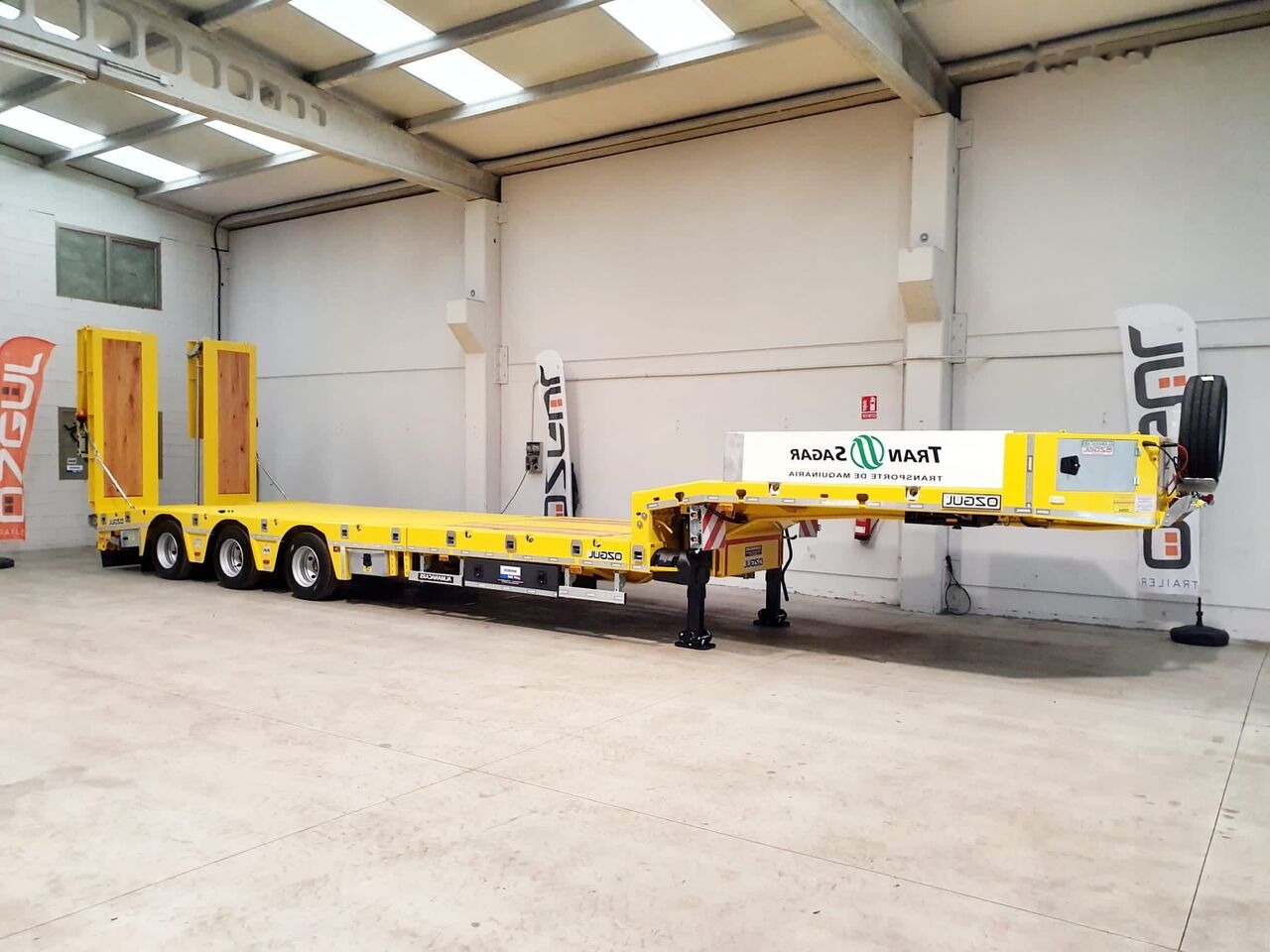 Özgül 3 AXE LOWBED SEMI TRAILER - Low loader semi-trailer: picture 4 Özgül 3 AXE LOWBED SEMI TRAILER - Low loader semi-trailer: picture 4