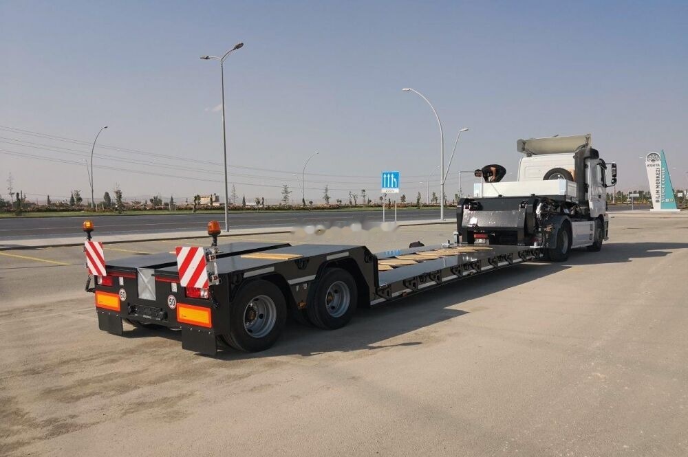 Özgül LOW LOADER LOVBED - Low loader semi-trailer: picture 5 Özgül LOW LOADER LOVBED - Low loader semi-trailer: picture 5