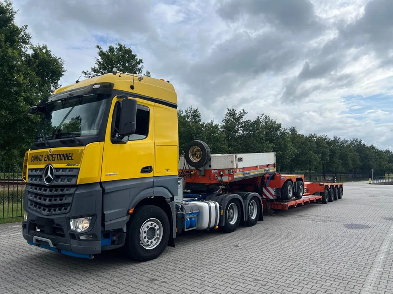 Goldhofer STZ VP 6 (2+4) - Low loader semi-trailer: picture 1 Goldhofer STZ VP 6 (2+4) - Low loader semi-trailer: picture 1