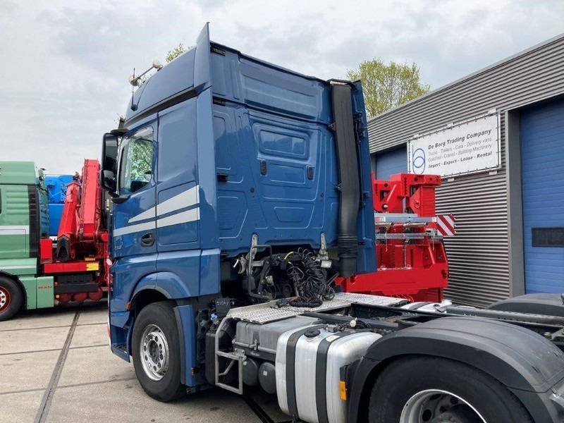 Mercedes-Benz Actros 2863 LS 6x4 - Tractor unit: picture 4 Mercedes-Benz Actros 2863 LS 6x4 - Tractor unit: picture 4