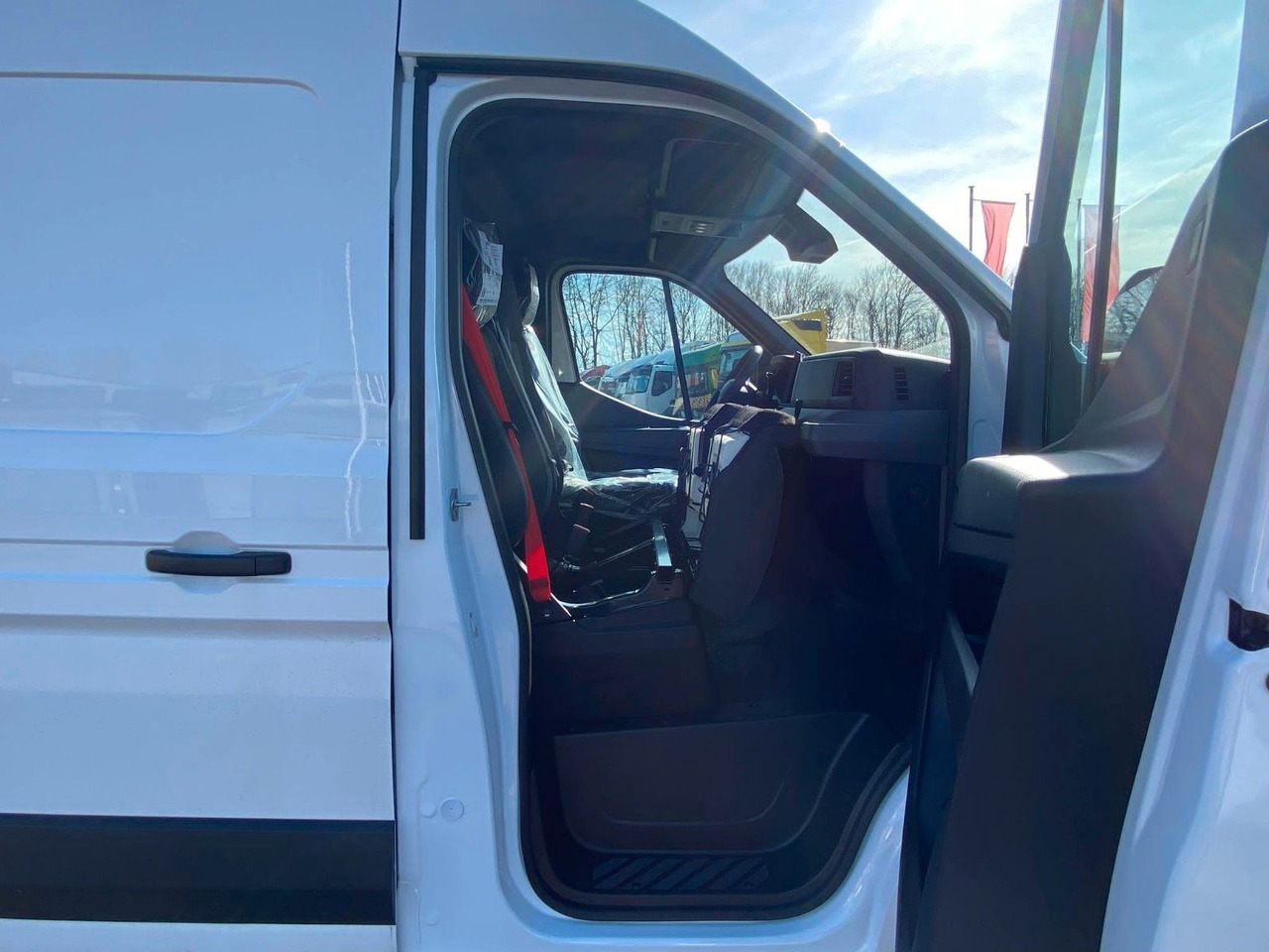 New Panel van, Electric van Renault Master E-Tech 145.35 L3H2: picture 7