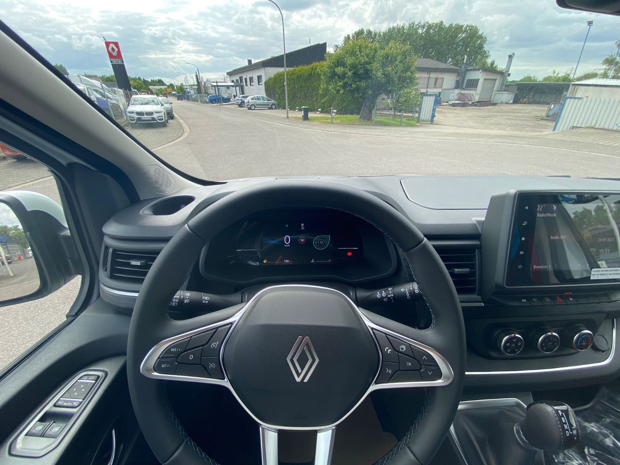 Minibus, Passenger van Renault TRAFIC 9-Sitzer L2H1: picture 11 Minibus, Passenger van Renault TRAFIC 9-Sitzer L2H1: picture 11