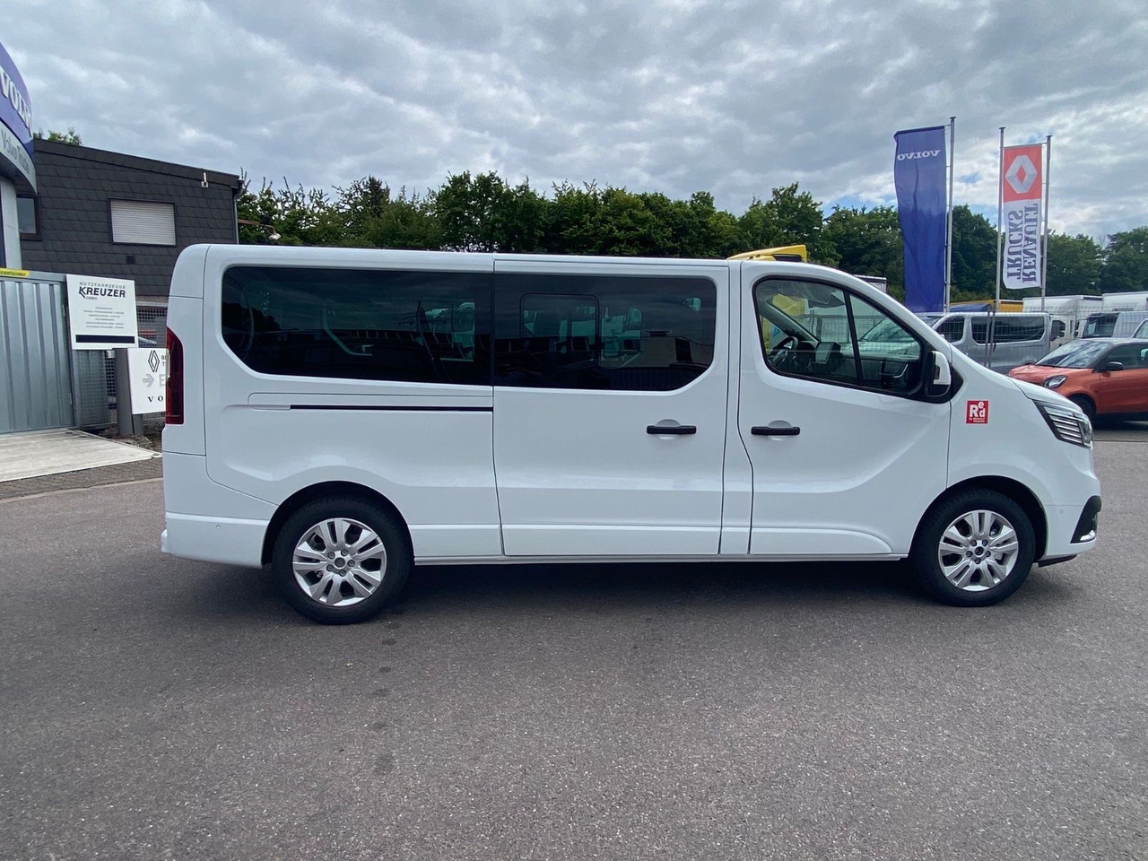 Minibus, Passenger van Renault TRAFIC 9-Sitzer L2H1: picture 10 Minibus, Passenger van Renault TRAFIC 9-Sitzer L2H1: picture 10