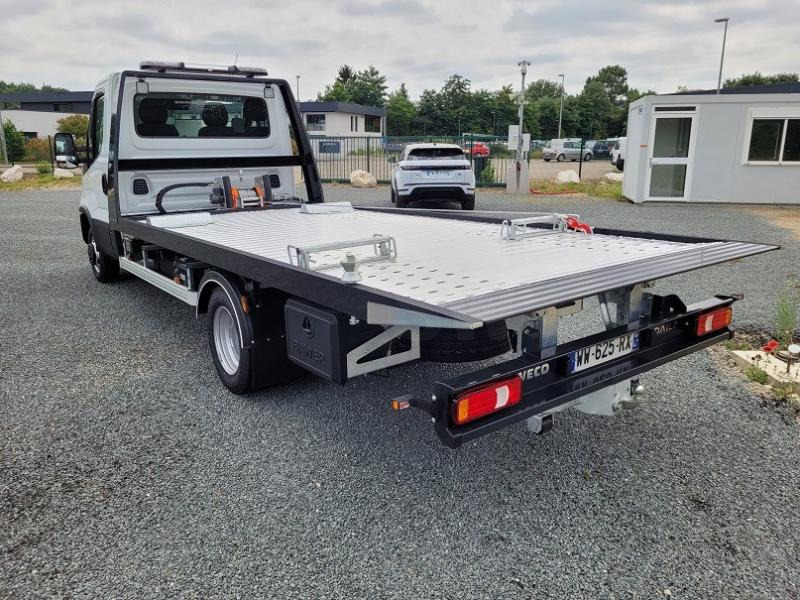 Iveco Daily 35C18 - Tow truck: picture 2 Iveco Daily 35C18 - Tow truck: picture 2