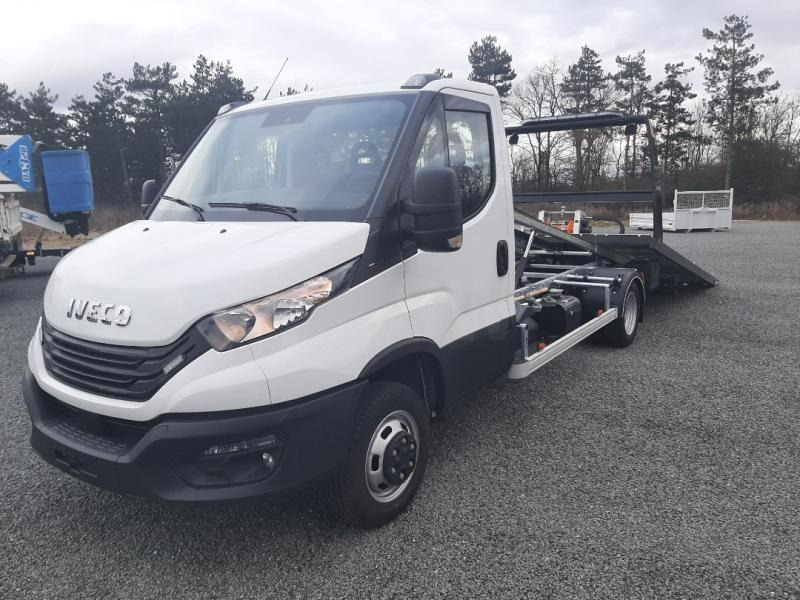 Iveco Daily 35C18 - Tow truck: picture 1 Iveco Daily 35C18 - Tow truck: picture 1