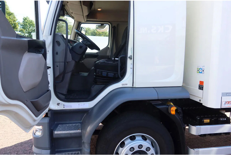 Refrigerator truck DAF LF 290 Koel/Vries+Klep 1500 kg Thermoking T 600R: picture 10 Refrigerator truck DAF LF 290 Koel/Vries+Klep 1500 kg Thermoking T 600R: picture 10