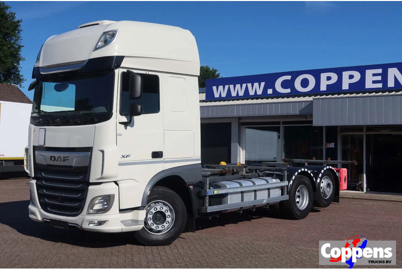 DAF XF 106.450 Wissellaadbaksysteem / Chassis - Container transporter/ Swap body truck: picture 1 DAF XF 106.450 Wissellaadbaksysteem / Chassis - Container transporter/ Swap body truck: picture 1