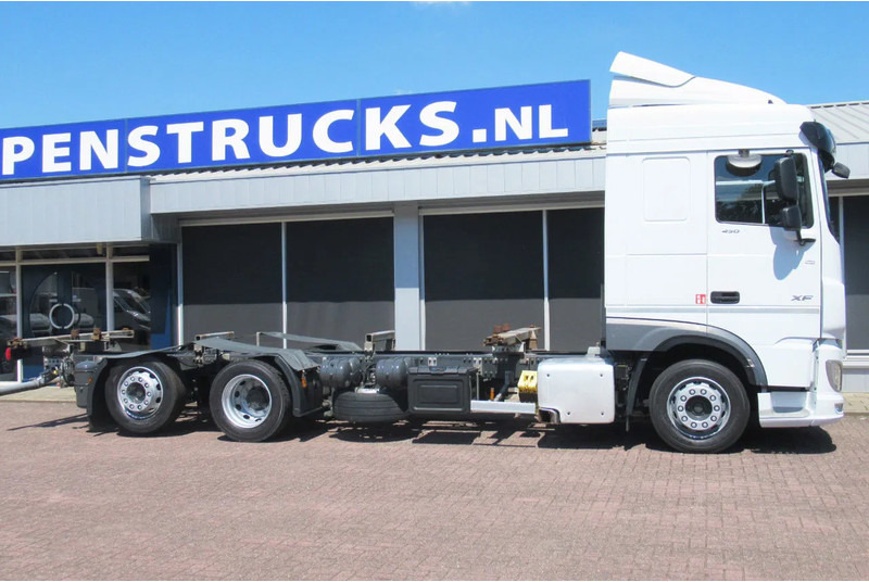 Container transporter/ Swap body truck DAF XF 450 FAR BDF Systeem: picture 18