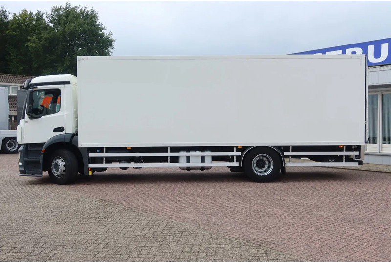 Box truck Mercedes-Benz Antos 1924 LL Bakwagen + laadklep 2500 kg: picture 6