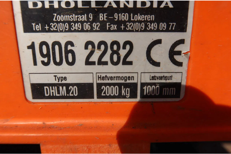 Box truck Mercedes-Benz Antos 2127 L Bak + klep 2000 kg Euro 6: picture 10