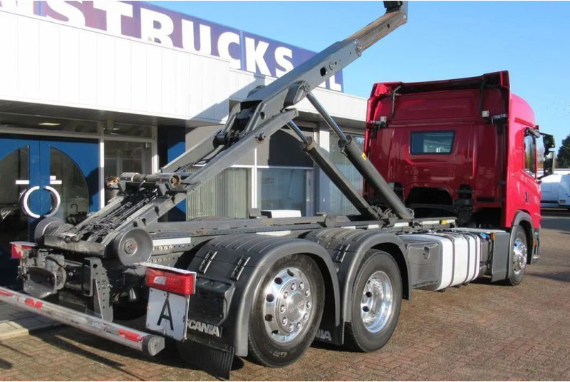 Scania P450 6x2 Euro 6 - Hook lift truck: picture 3 Scania P450 6x2 Euro 6 - Hook lift truck: picture 3