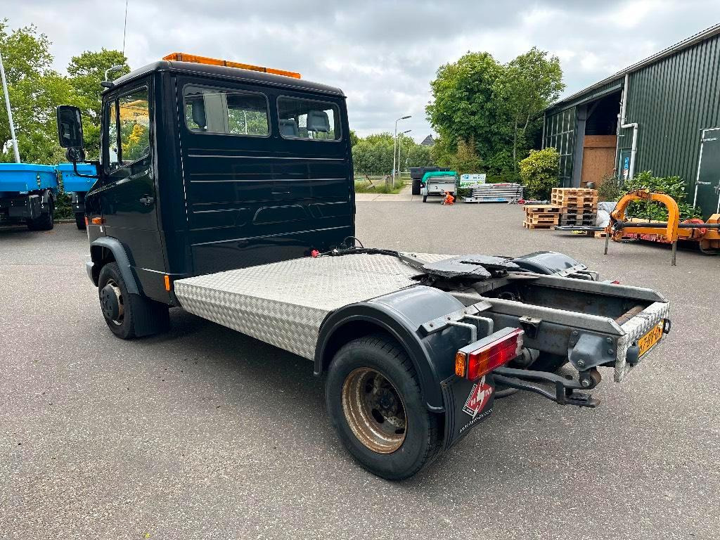 Mercedes-Benz 614 (bj 2005) - Tractor unit: picture 5 Mercedes-Benz 614 (bj 2005) - Tractor unit: picture 5