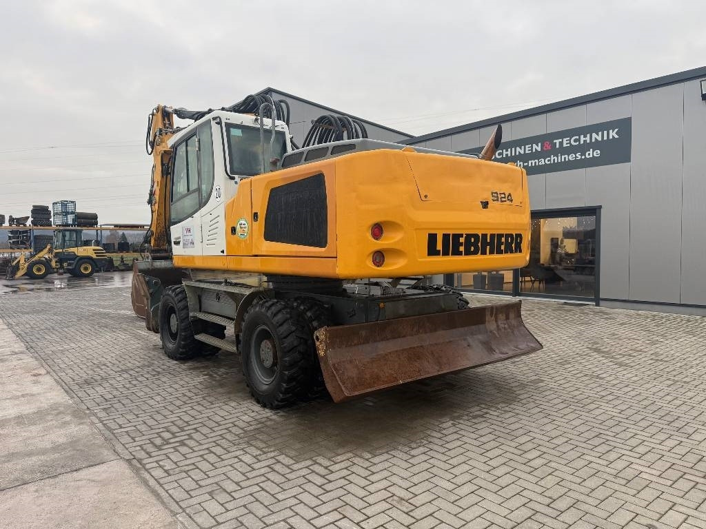 Liebherr A 924 - Wheel excavator: picture 3 Liebherr A 924 - Wheel excavator: picture 3
