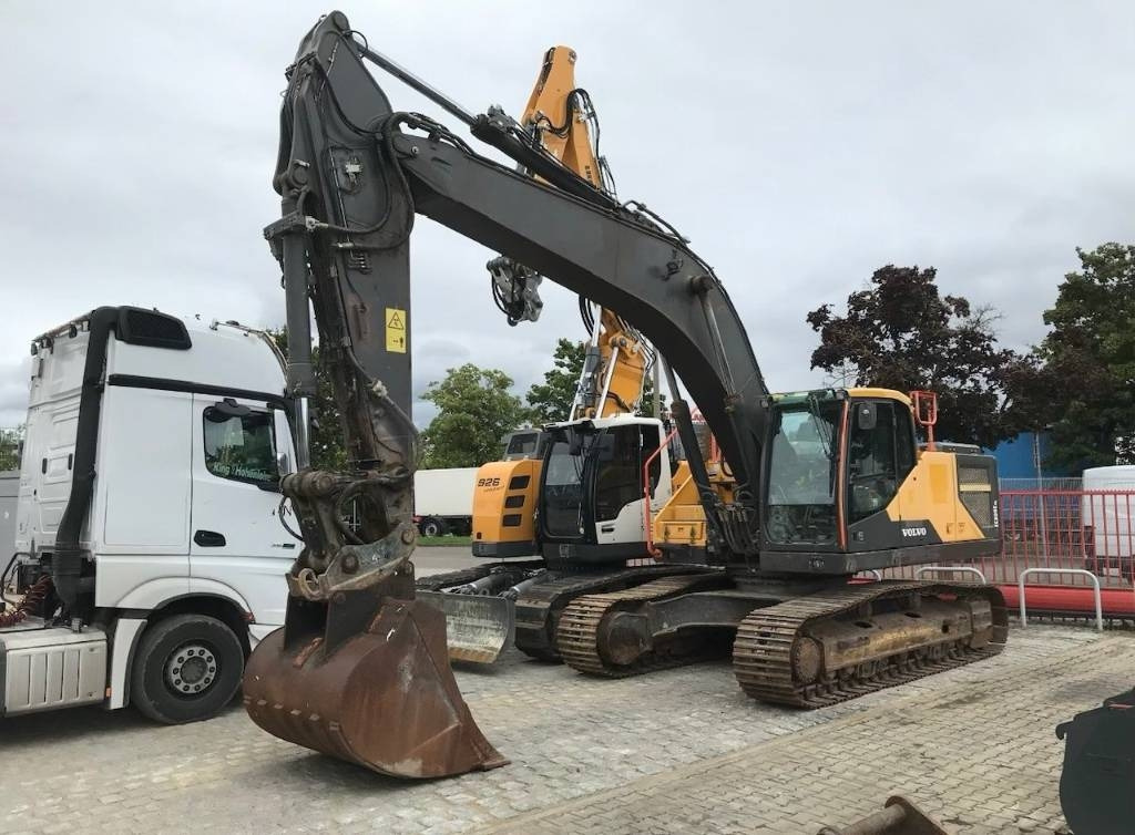 Volvo EC 300 E  - Crawler excavator: picture 1 Volvo EC 300 E  - Crawler excavator: picture 1