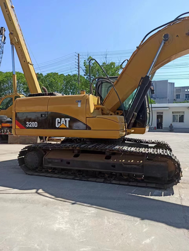 CATERPILLAR 320D - Crawler excavator: picture 1 CATERPILLAR 320D - Crawler excavator: picture 1