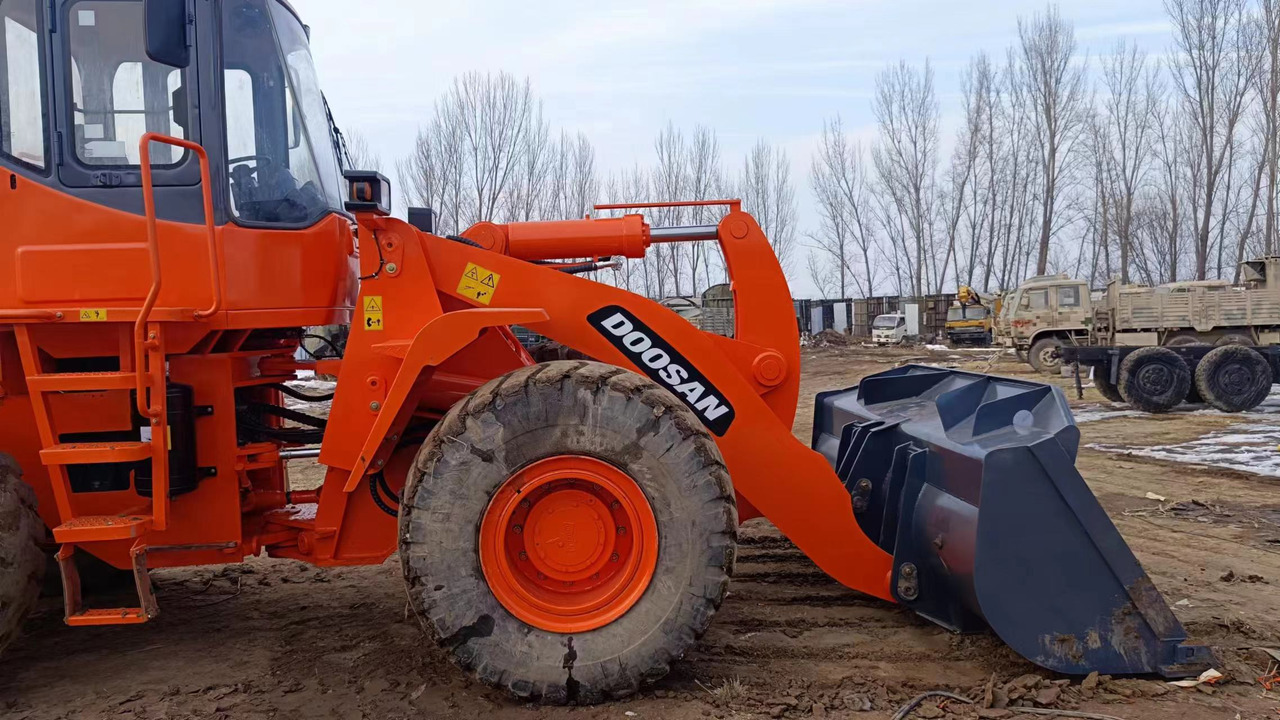 DOOSAN DL503 WHEEL LOADER - Wheel loader: picture 3 DOOSAN DL503 WHEEL LOADER - Wheel loader: picture 3