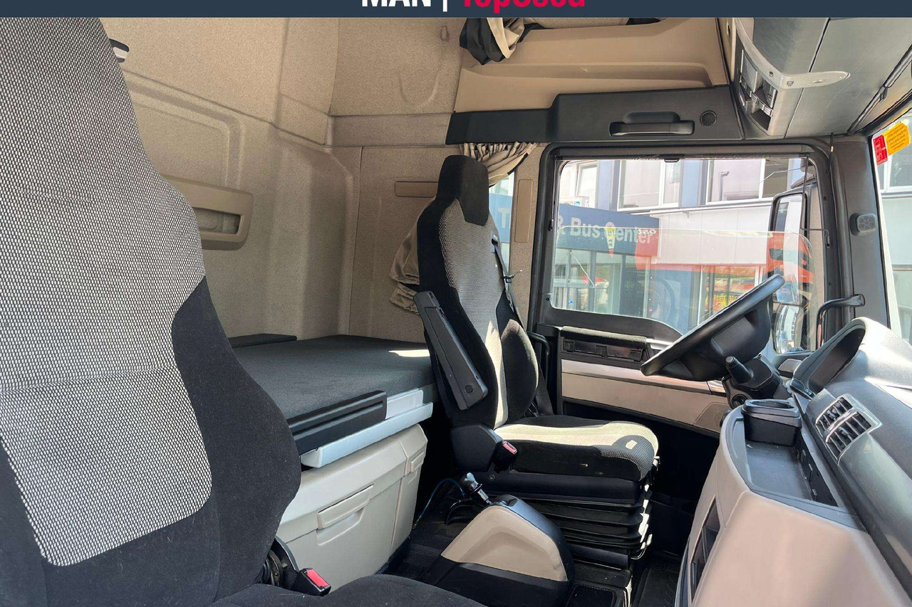 Tractor unit MAN 18.460 XLX Retarder ADR AT 8733: picture 8