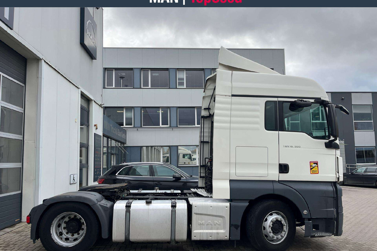 MAN 18.500 XLX Cab Retarder (9142) - Tractor unit: picture 5 MAN 18.500 XLX Cab Retarder (9142) - Tractor unit: picture 5