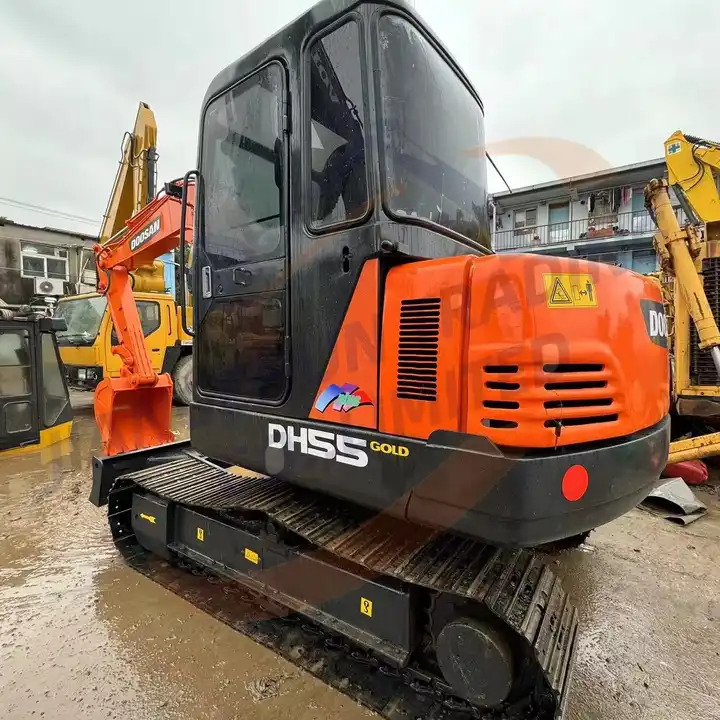 2018 Easy to operate 5 ton dh55 used doosan daewoo 55 crawler excavator dh 55 for sale dh55gold dh55-7 - Excavator: picture 1 2018 Easy to operate 5 ton dh55 used doosan daewoo 55 crawler excavator dh 55 for sale dh55gold dh55-7 - Excavator: picture 1