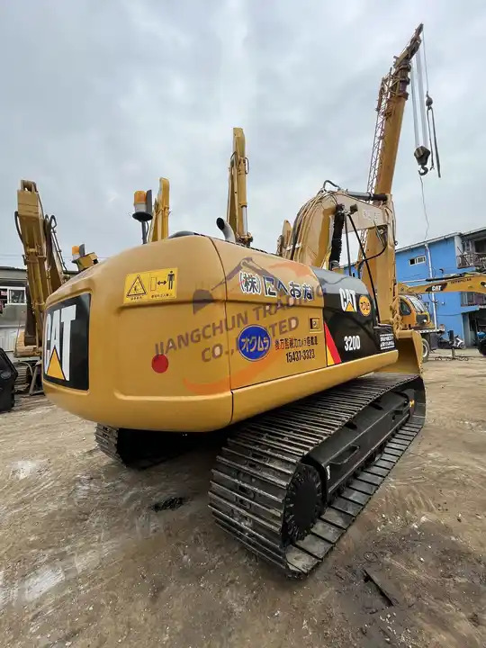 Best Sale Nice Performance Original Japan Second Hand Cat 320d Series Crawler Excavator Cat 320d 320dl 320d2 20ton - Excavator: picture 4 Best Sale Nice Performance Original Japan Second Hand Cat 320d Series Crawler Excavator Cat 320d 320dl 320d2 20ton - Excavator: picture 4
