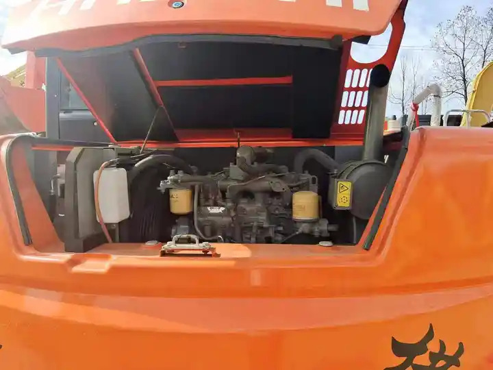 Cheap Small Tracked Excavator Hitachi Zaxis 70 Secondhand Mini Excavator In Shanghai - Crawler excavator: picture 3 Cheap Small Tracked Excavator Hitachi Zaxis 70 Secondhand Mini Excavator In Shanghai - Crawler excavator: picture 3