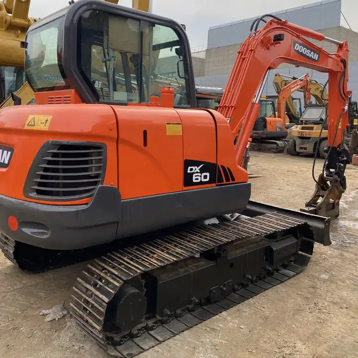 Good Sales 6t Mini Excavator,Small Excavating Machine Korea Doosan Used Excavators Doosan Dx60 For Sale With Nice Work Condition - Crawler excavator: picture 1 Good Sales 6t Mini Excavator,Small Excavating Machine Korea Doosan Used Excavators Doosan Dx60 For Sale With Nice Work Condition - Crawler excavator: picture 1