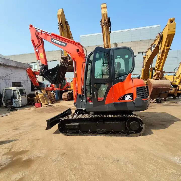 High Quality 6t Mini Excavator,Small Excavating Machine Korea Doosan Used Excavators Doosan Dx60 For Sale - Crawler excavator: picture 1 High Quality 6t Mini Excavator,Small Excavating Machine Korea Doosan Used Excavators Doosan Dx60 For Sale - Crawler excavator: picture 1