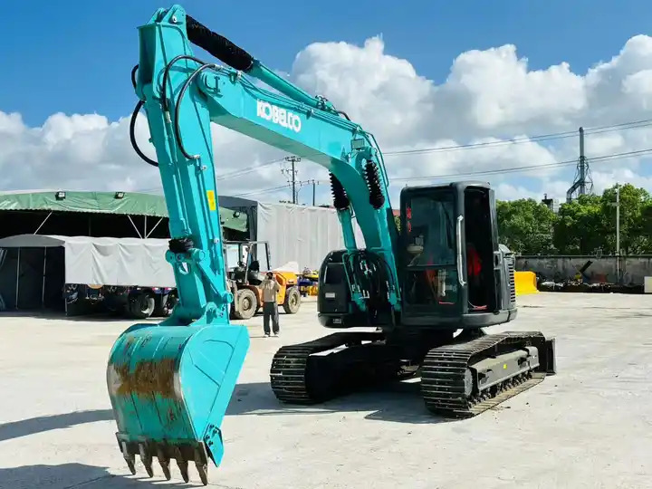 High Quality Low Price Hydraulic Excavator Kobelco Sk135sr Sk115sr Japan Surplus Backhoe Excavator Machine In Shanghai - Crawler excavator: picture 2 High Quality Low Price Hydraulic Excavator Kobelco Sk135sr Sk115sr Japan Surplus Backhoe Excavator Machine In Shanghai - Crawler excavator: picture 2