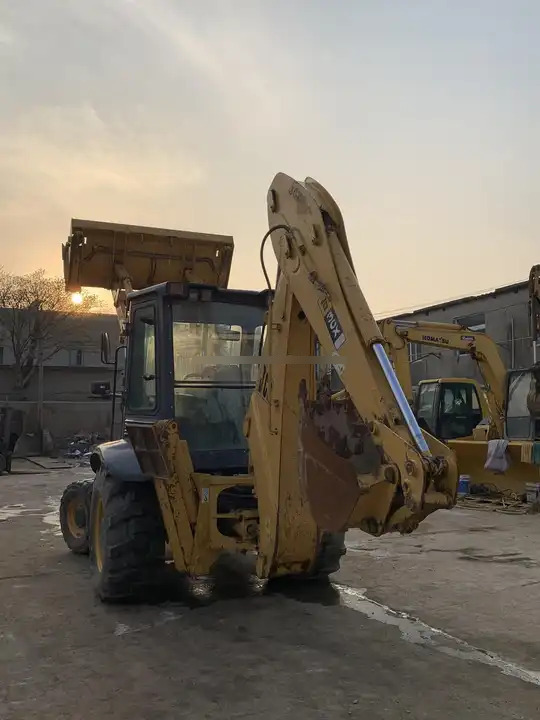 High Quality Original Uk JCB 3CX excavator used wheel loaders 7 ton backhoe loader with good working condition in stock for sale - Backhoe loader: picture 2 High Quality Original Uk JCB 3CX excavator used wheel loaders 7 ton backhoe loader with good working condition in stock for sale - Backhoe loader: picture 2