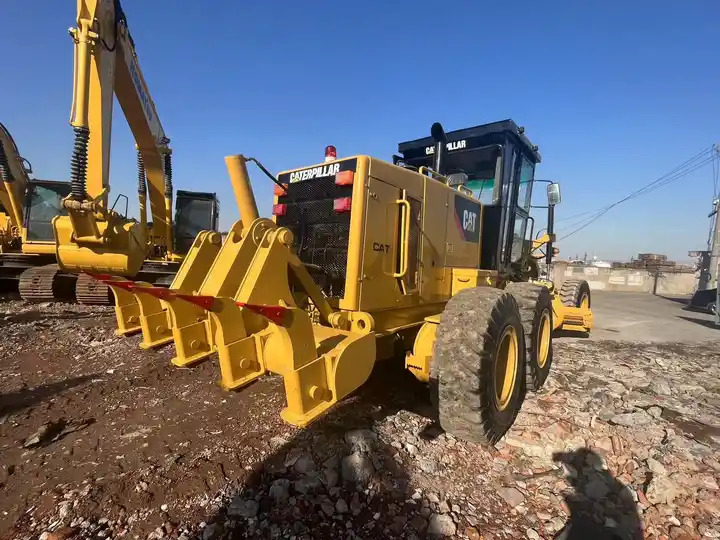 High quality CAT 140k Used motor grader original cat motor grader 140k in cheap price on sale - Grader: picture 4 High quality CAT 140k Used motor grader original cat motor grader 140k in cheap price on sale - Grader: picture 4