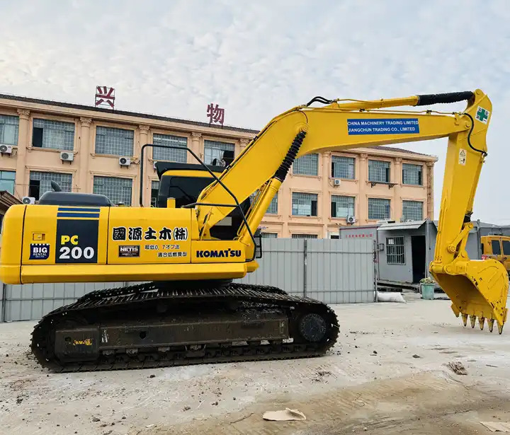 Hot Sale 20 Ton Crawler Excavator Komatsu Pc200-6 Pc200-7 Pc200-8 Original From Japan For Sale In Shanghai - Crawler excavator: picture 2 Hot Sale 20 Ton Crawler Excavator Komatsu Pc200-6 Pc200-7 Pc200-8 Original From Japan For Sale In Shanghai - Crawler excavator: picture 2
