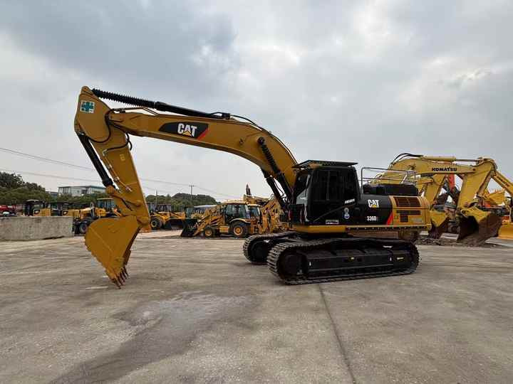 Hot Sale CAT 336 with Strong Power Engine Short Years Excellent Working Condition Crawler 36 Ton Used Tractor CAT 336 in Shock - Excavator: picture 2 Hot Sale CAT 336 with Strong Power Engine Short Years Excellent Working Condition Crawler 36 Ton Used Tractor CAT 336 in Shock - Excavator: picture 2