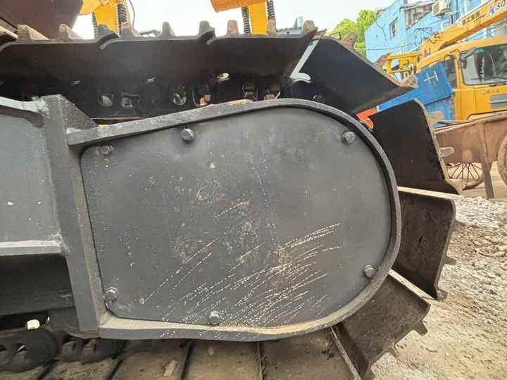 Hot sale Used Hitachi ZX200-3 digger 20ton Excavator second hand excavator - Crawler excavator: picture 4 Hot sale Used Hitachi ZX200-3 digger 20ton Excavator second hand excavator - Crawler excavator: picture 4