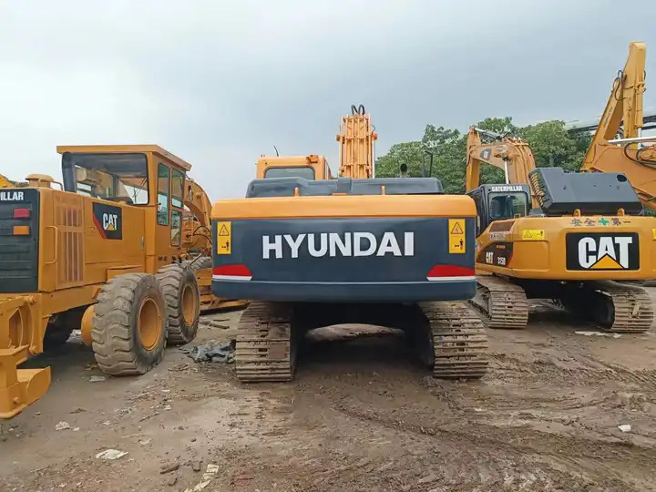 Hyundai 220LC-9s excavator Cheap Price Used large Excavator 22 Ton Hydraulic Digger Crawler in China - Crawler excavator: picture 3 Hyundai 220LC-9s excavator Cheap Price Used large Excavator 22 Ton Hydraulic Digger Crawler in China - Crawler excavator: picture 3