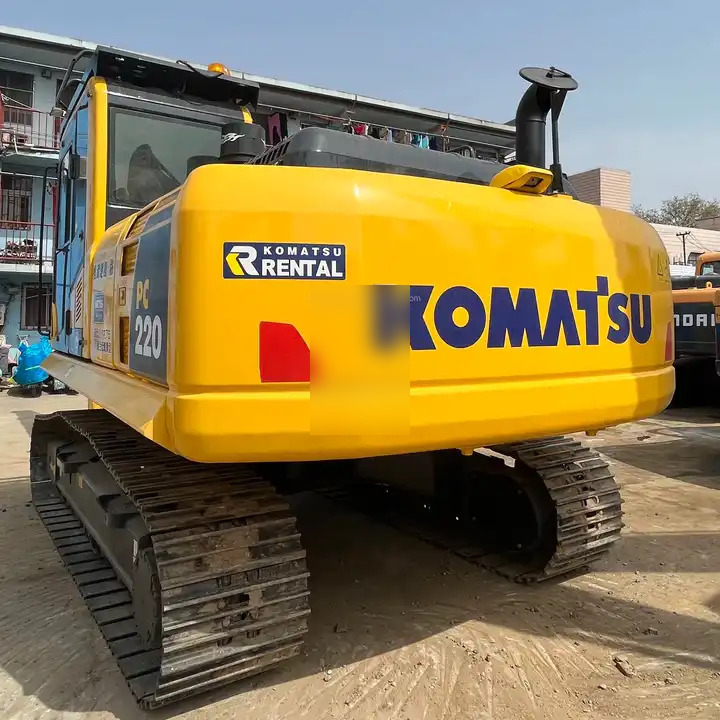 Second hand komatsu PC200 pc200-7 pc200-8 pc220 excavator low price high quality Construction works machinery in good condition - Crawler excavator: picture 1 Second hand komatsu PC200 pc200-7 pc200-8 pc220 excavator low price high quality Construction works machinery in good condition - Crawler excavator: picture 1