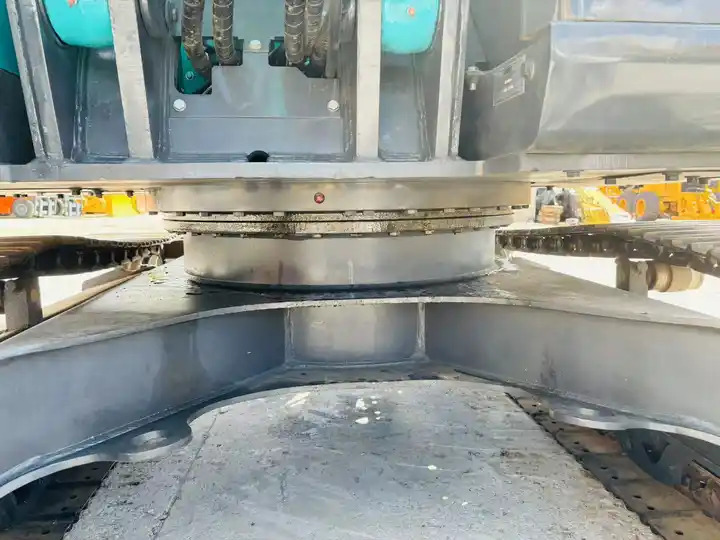 Shorter-tail Hydraulic Excavator Kobelco Sk135sr Sk115sr Japan Surplus Backhoe Excavator Machine In Shanghai - Crawler excavator: picture 5 Shorter-tail Hydraulic Excavator Kobelco Sk135sr Sk115sr Japan Surplus Backhoe Excavator Machine In Shanghai - Crawler excavator: picture 5
