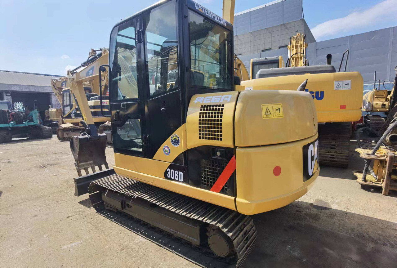 Used CAT 306D 306E 306E2 305.5 305 307 MINI EXCAVATOR - Crawler excavator: picture 4 Used CAT 306D 306E 306E2 305.5 305 307 MINI EXCAVATOR - Crawler excavator: picture 4