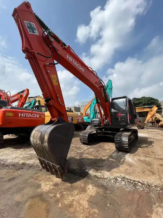 Used excavator Hitachi ZX120 Japanese second hand Excavadoras de segunda mano - Excavator: picture 5 Used excavator Hitachi ZX120 Japanese second hand Excavadoras de segunda mano - Excavator: picture 5