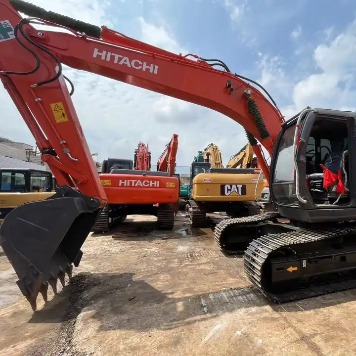 Used excavator Hitachi ZX120 Japanese second hand Excavadoras de segunda mano - Excavator: picture 1 Used excavator Hitachi ZX120 Japanese second hand Excavadoras de segunda mano - Excavator: picture 1