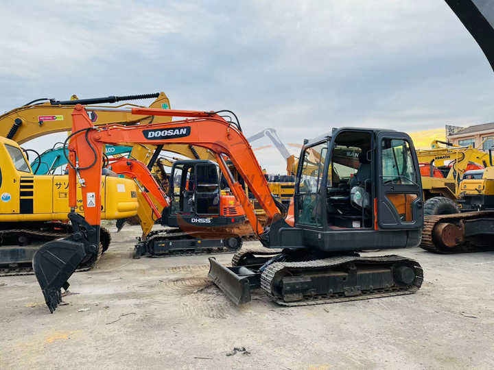 Used excavator doosan dx60 excavators earth-moving machinery doosan dx60 dx80 dx75 dx225 dh60 dh60-7for sale - Crawler excavator: picture 3 Used excavator doosan dx60 excavators earth-moving machinery doosan dx60 dx80 dx75 dx225 dh60 dh60-7for sale - Crawler excavator: picture 3