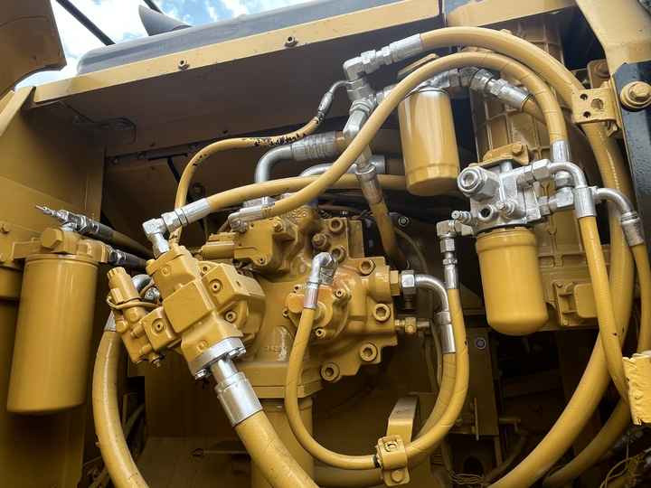 Perfect performance caterpillar Used Hydraulic Crawler Excavator Suitable 336D2L 336D2 336D - Crawler excavator: picture 3 Perfect performance caterpillar Used Hydraulic Crawler Excavator Suitable 336D2L 336D2 336D - Crawler excavator: picture 3