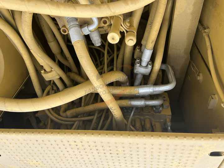 Perfect performance caterpillar Used Hydraulic Crawler Excavator Suitable 336D2L 336D2 336D Good Price Good Condition - Crawler excavator: picture 5 Perfect performance caterpillar Used Hydraulic Crawler Excavator Suitable 336D2L 336D2 336D Good Price Good Condition - Crawler excavator: picture 5