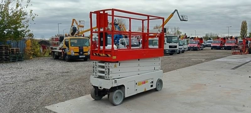 Genie GS-2632 - 10 m, electric - Scissor lift: picture 2 Genie GS-2632 - 10 m, electric - Scissor lift: picture 2
