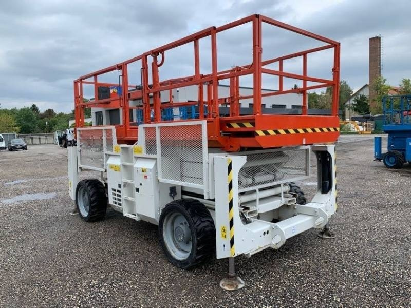 Genie GS3390 - 12,06 m - 4x4 - diesel - Scissor lift: picture 1 Genie GS3390 - 12,06 m - 4x4 - diesel - Scissor lift: picture 1