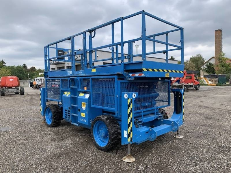 Genie GS4390 - 15,11m, diesel, 4x4 - Scissor lift: picture 1 Genie GS4390 - 15,11m, diesel, 4x4 - Scissor lift: picture 1