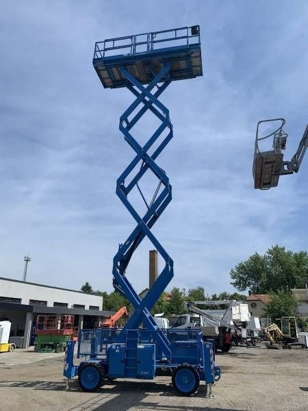Scissor lift Genie GS4390 - 15,11m, diesel, 4x4: picture 10